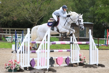 Emily Page secures top spot in the NAF Five Star Silver League Qualifier at Felbridge Showground